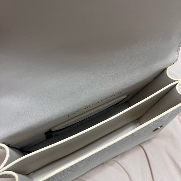 Kurt Geiger Crossbody Bag with Gold Chain - Picture 13 of 14